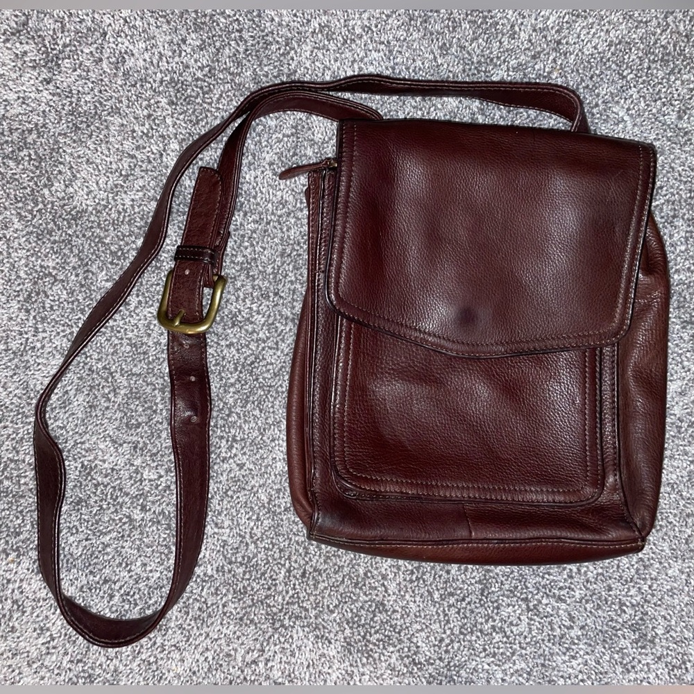 Vintage Fossil Leather Crossbody Bag
